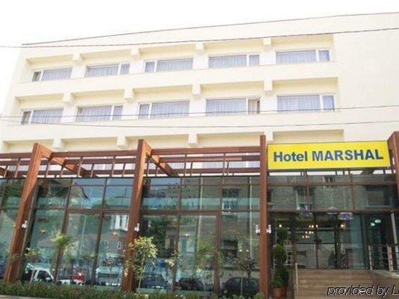Marshal Hotel 부쿠레슈티 외부 사진
