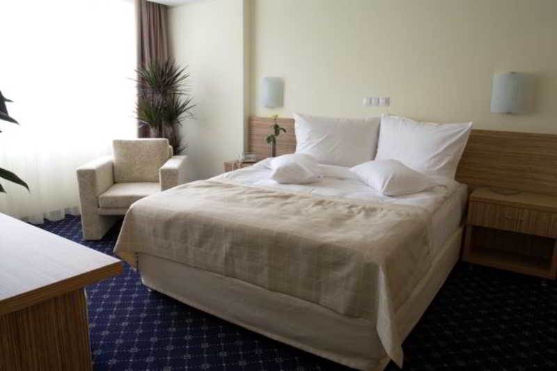 Marshal Hotel 부쿠레슈티 외부 사진