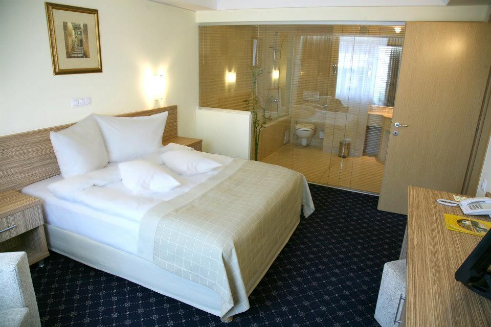 Marshal Hotel 부쿠레슈티 외부 사진