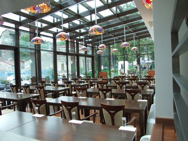 Marshal Hotel 부쿠레슈티 외부 사진